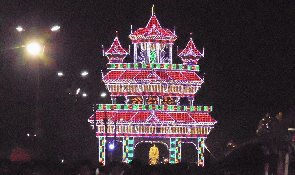 Sasthav at Arattupuzha Pooram 2015