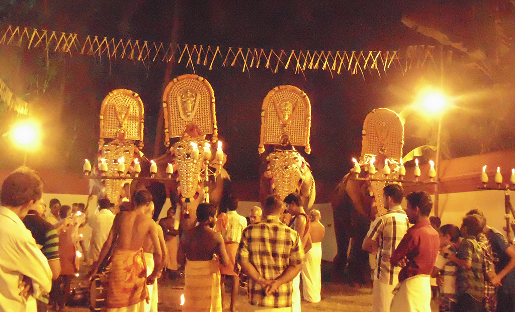 Sasthav at Arattupuzha Pooram 2015