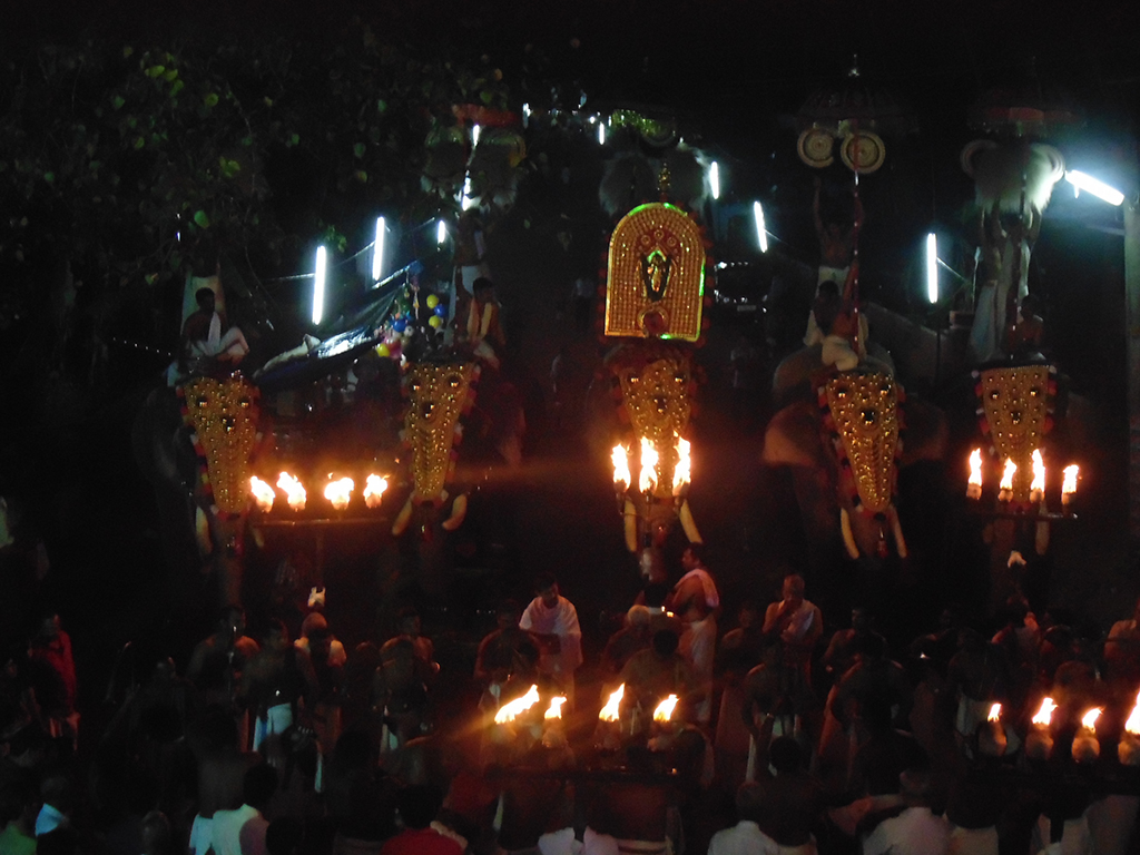 Punartham Vilakku 2015