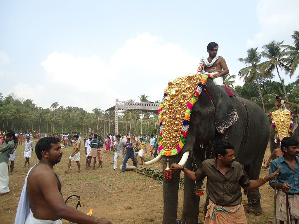 Punartham Vilakku 2015